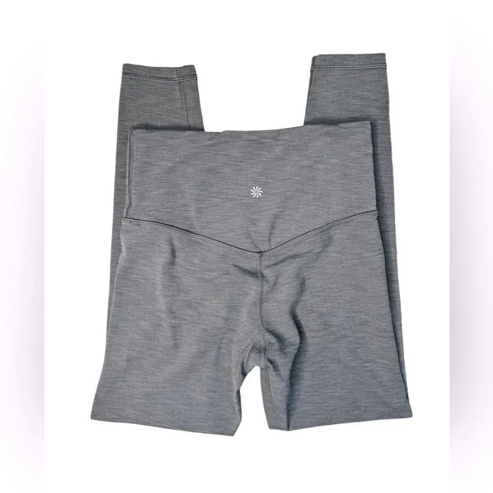 Athleta Elation Ultra High Rise 7/8 tight size XS